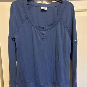 Columbia Women's Long Sleeve Henley in Blue